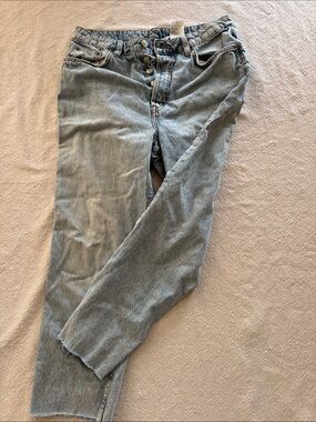 Divided Faded Light Blue Straight-Leg Jeans with Button Fly